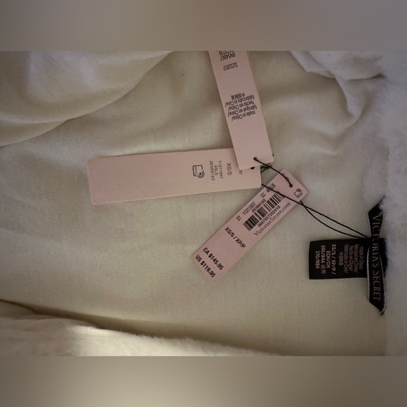 Victoria secret robe, coat - Picture 2 of 5
